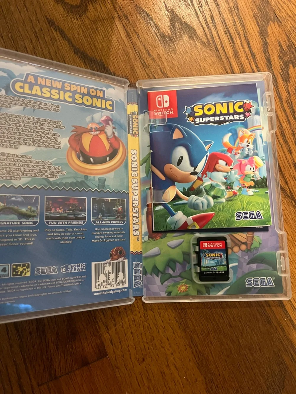 Sonic Superstars game with case for Nintendo Switch
